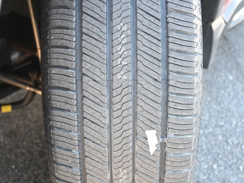 Certified 2023 Subaru Ascent Limited image 12