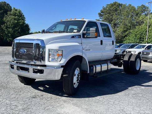 New 2027 Ford F650 2WD Crew Cab Super Duty image 5