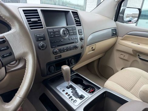 Used 2011 Nissan Armada SV image 35