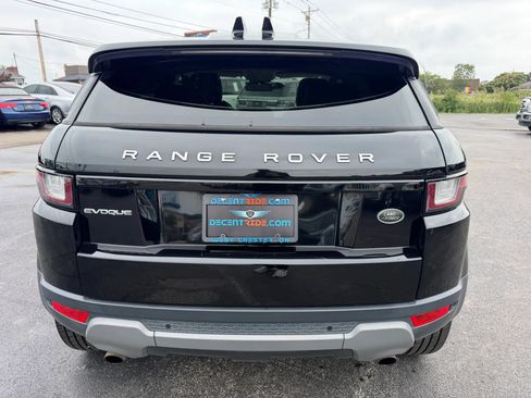 Used 2017 Land Rover Range Rover Evoque SE AWD/4WD image 4