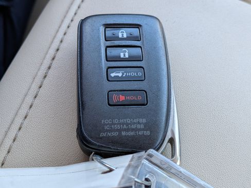 Used 2016 Lexus RX 350 AWD w/ Premium Package image 37