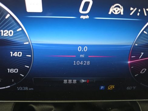 Used 2023 Mercedes-Benz GLC 300 4MATIC w/ Pinnacle Trim Package image 8