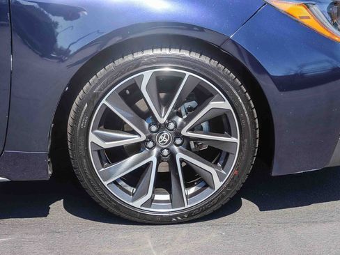 Used 2012 Toyota Prius Three FWD image 11
