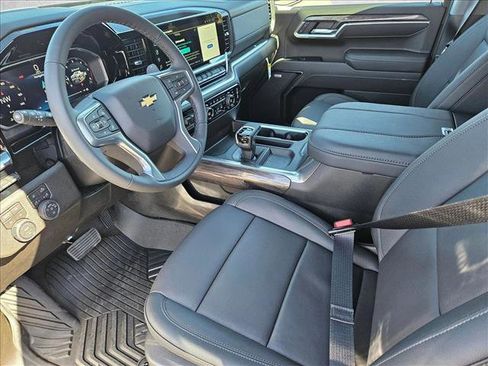 New 2026 Chevrolet Silverado 1500 LTZ w/ LTZ Premium Package image 3