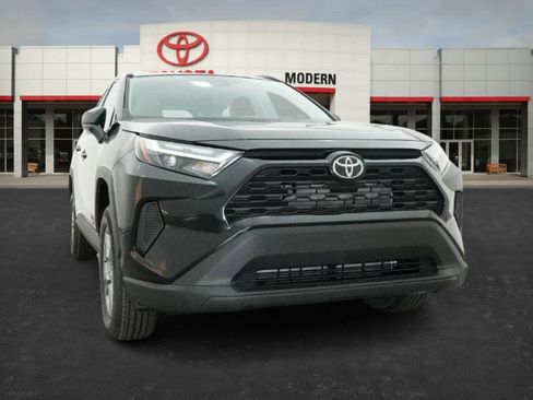 New 2025 Toyota RAV4 LE image 31
