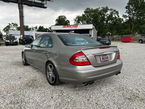 Used 2009 Mercedes-Benz E 63 AMG Sedan image 6