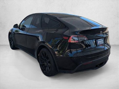 Used 2021 Tesla Model Y Long Range AWD/4WD image 7