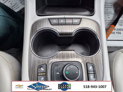 Used 2023 GMC Acadia SLT w/ Technology Package image 21