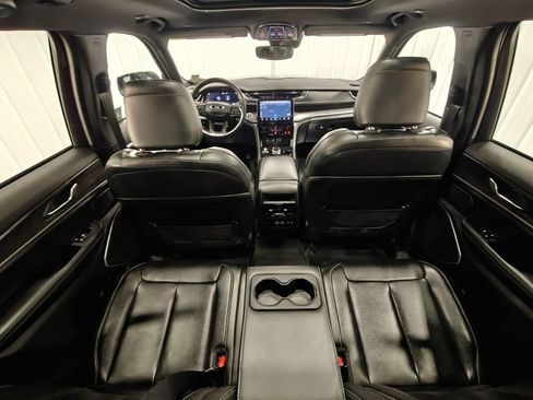 Used 2024 Jeep Grand Cherokee Limited 4xe AWD/4WD image 31