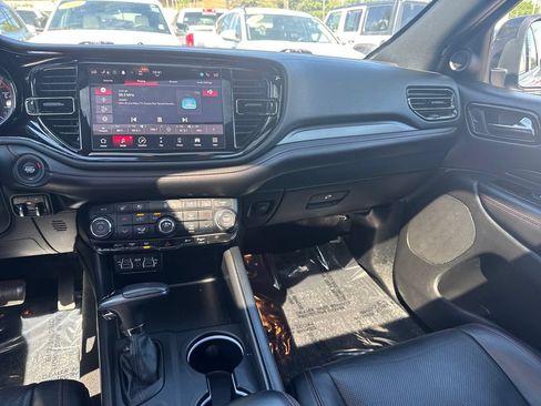Used 2024 Dodge Durango GT AWD/4WD image 31