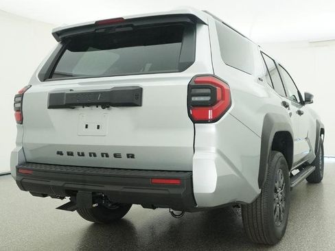 New 2026 Toyota 4Runner SR5 image 27