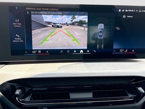 New 2026 BMW 330i Sedan w/ M Sport Package RWD image 34