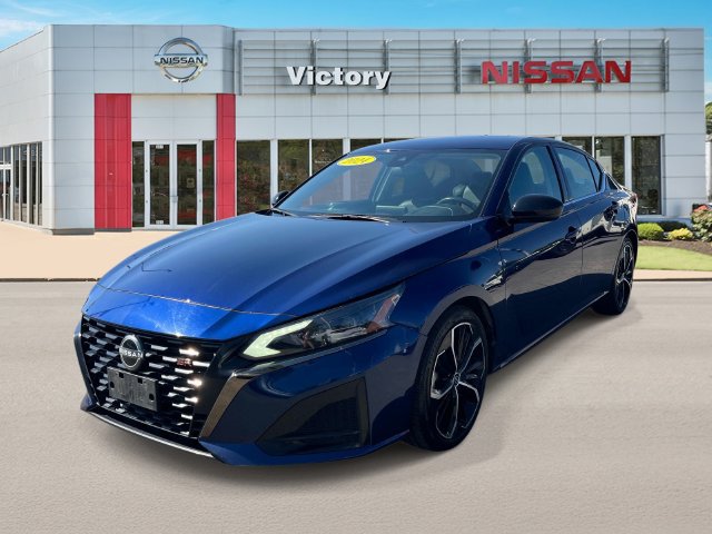 Used 2024 Nissan Altima 2.5 SR FWD image 7