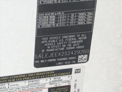 Used 2025 Land Rover Defender 110 S image 19