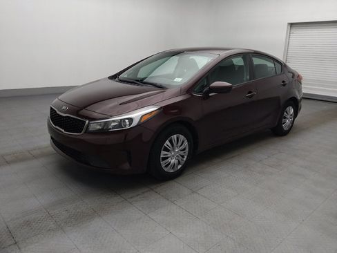 Used 2017 Kia Forte LX FWD image 2