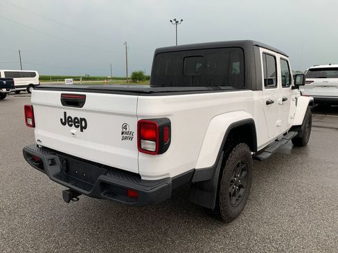 Used 2023 Jeep Gladiator Overland AWD/4WD image 24