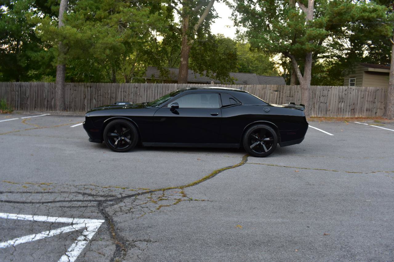 Used 2016 Dodge Challenger R/T Plus RWD image 3