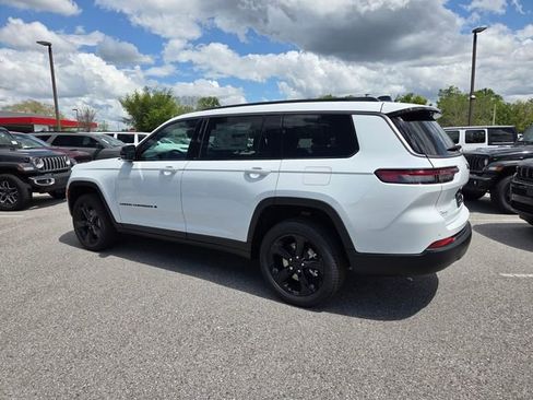 New 2026 Jeep Grand Cherokee L Limited RWD image 10