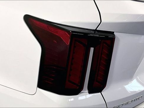 Certified 2026 Kia Sorento S w/ S Panoramic Sunroof Package FWD image 22