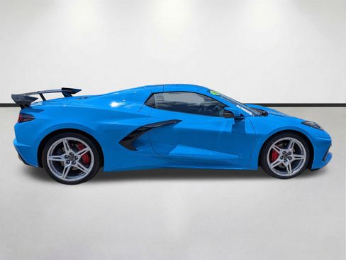 Used 2022 Chevrolet Corvette Stingray Convertible w/ 1LT RWD image 3