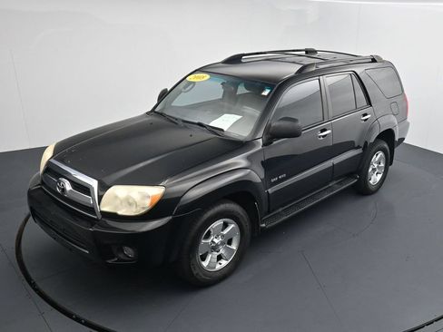 Used 2008 Toyota 4Runner SR5 AWD/4WD image 25