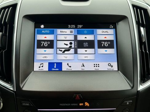 Used 2019 Ford Edge Titanium w/ Cold Weather Package image 39