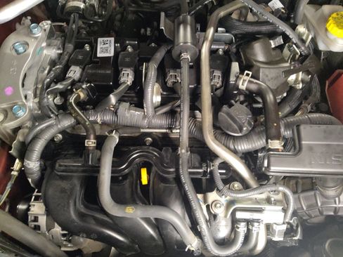 Used 2025 Nissan Sentra SV FWD image 30