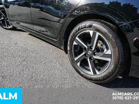 Used 2024 Nissan Sentra SV FWD image 16