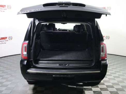 Used 2018 GMC Yukon XL Denali w/ Open Road Package AWD/4WD image 11