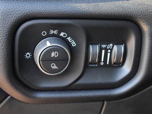 Used 2022 RAM 2500 Laramie image 32