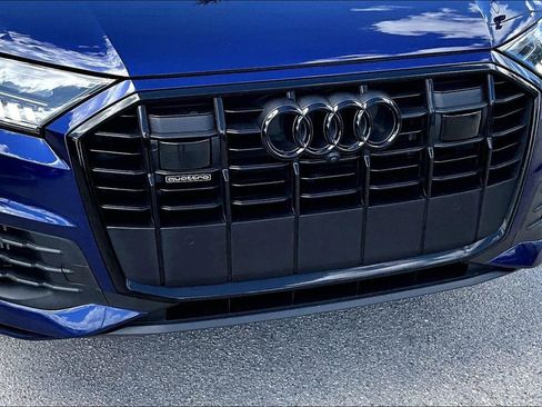 Used 2023 Audi Q7 3.0T Prestige w/ Prestige Package image 11