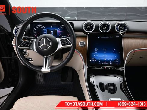 Used 2022 Mercedes-Benz C 300 4MATIC Sedan image 11