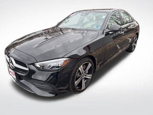 Used 2025 Mercedes-Benz C 300 4MATIC Sedan image 2