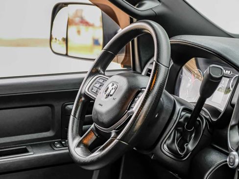 Used 2022 RAM 5500 Tradesman w/ Chrome Appearance Group image 15