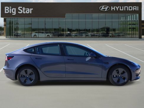 Used 2022 Tesla Model 3 Long Range image 4