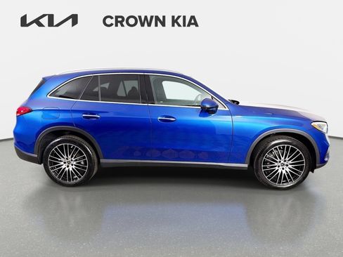 Used 2025 Mercedes-Benz GLC 300 image 5
