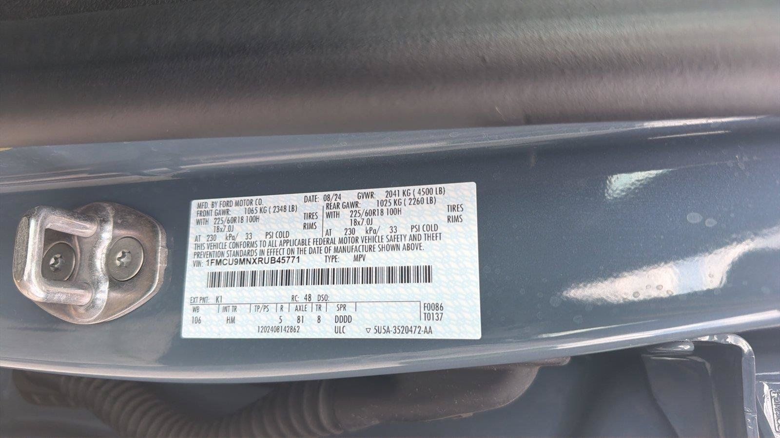 Used 2024 Ford Escape ST-Line w/ Tech Pack #1 AWD/4WD image 26