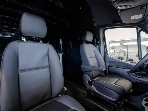 New 2026 Mercedes-Benz Sprinter 144 Cargo image 28