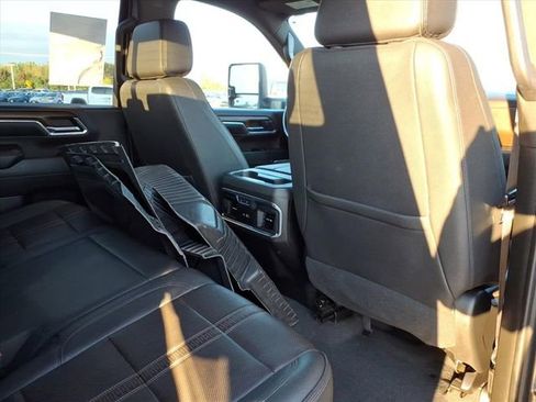 Used 2024 Chevrolet Silverado 2500 High Country w/ Technology Package image 26