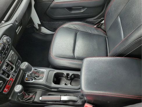 Used 2020 Jeep Gladiator Rubicon AWD/4WD image 20