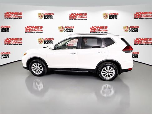 Used 2020 Nissan Rogue SV image 13