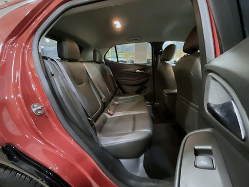 Used 2024 Buick Encore GX Sport Touring AWD/4WD image 18