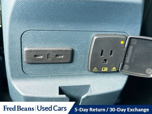 Used 2025 Ford Maverick Lobo AWD/4WD image 34
