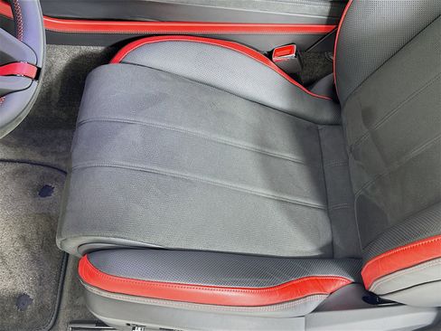 Used 2025 Bentley Continental GT Speed image 19