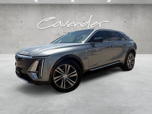 Certified 2024 Cadillac Lyriq Luxury RWD image 1