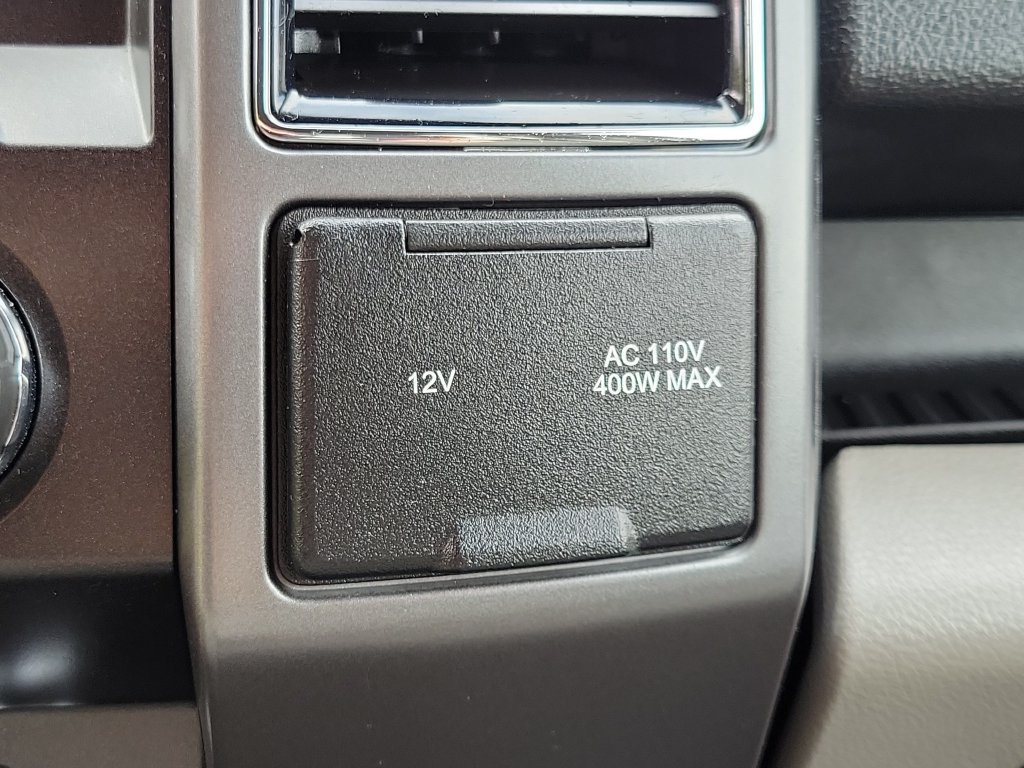 Used 2019 Ford F150 XLT w/ Equipment Group 302A Luxury AWD/4WD image 32