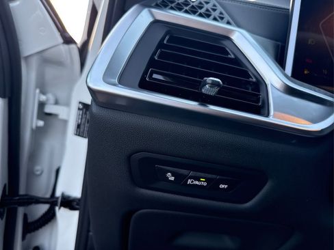 New 2026 BMW X5 sDrive40i RWD image 24