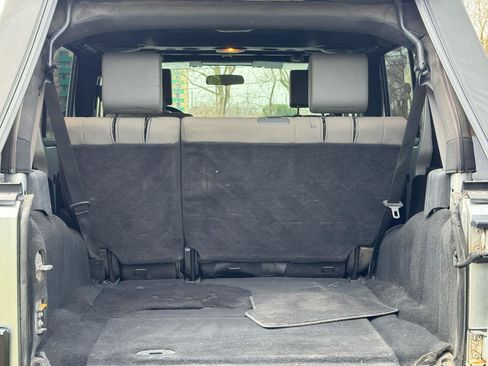 Used 2008 Jeep Wrangler Unlimited X image 16