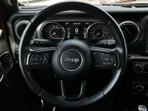 Used 2021 Jeep Wrangler Unlimited Sport AWD/4WD image 11