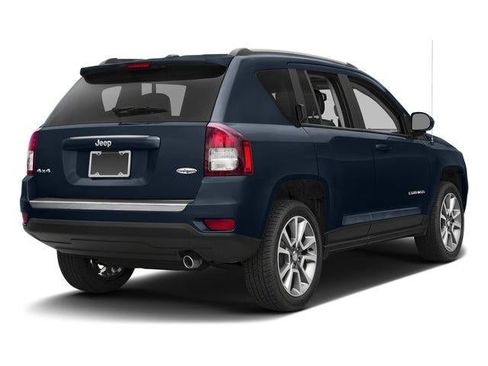 Used 2017 Jeep Compass Sport w/ Power Value Group FWD image 3